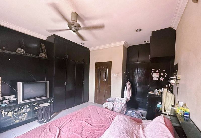 Taman Pelabuhan (Port Garden)