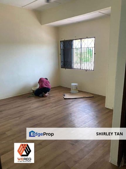 Sri Muda,Shah alam 2 Storey House 4 Room, Selangor, Shah Alam