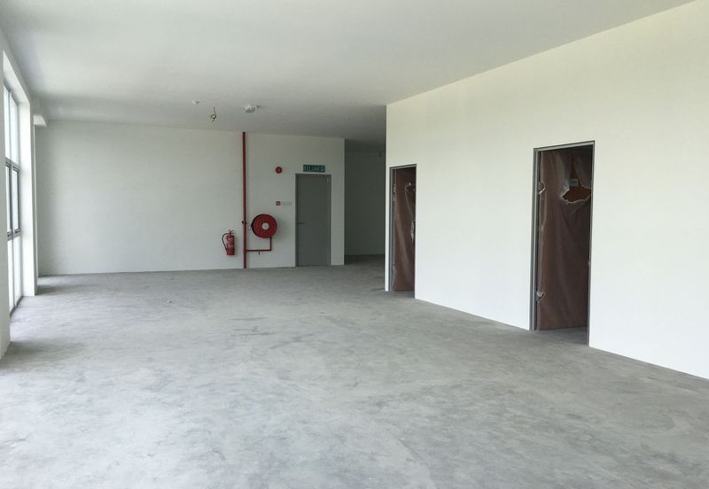 JENJAROM. Klang / Kuala Langat Selangor. Brand New Double Storey Semi-D Factory for Rent 雪兰莪-吧生半独立工厂出租🔥  Land Area : 12,636 sqft Build Up 