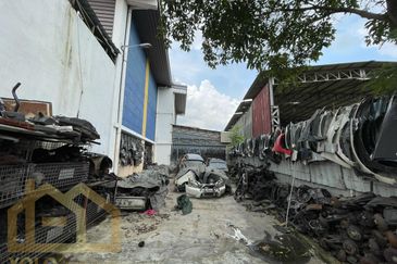 Jalan Bukit Kemuning