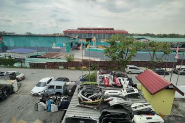 Jalan Bukit Kemuning