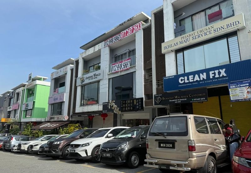 Bandar Mahkota Cheras