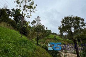 Tanah dusun berkonsepkan resort di Lenggeng, N9