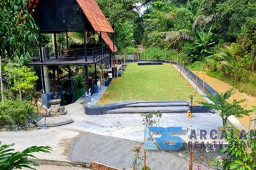 Tanah dusun berkonsepkan resort di Lenggeng, N9