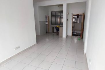 Dahlia Court Apartment