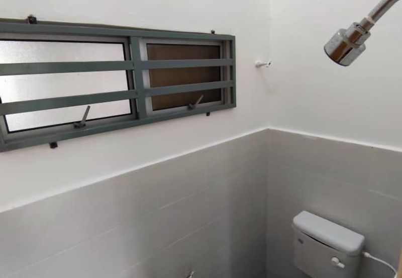 Dahlia Court Apartment