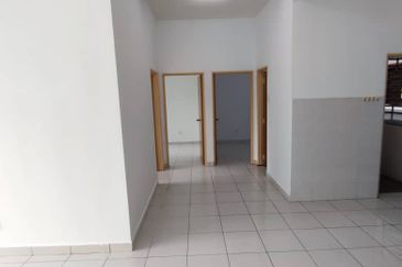 Dahlia Court Apartment