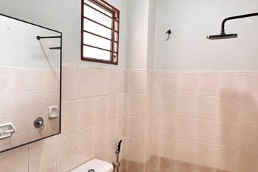 [FREEHOLD & NICE INTERIOR] Double Storey Terrace (Intermediate), Putra Heights, Subang Jaya 