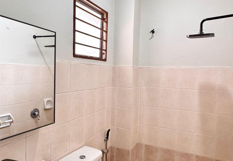 [FREEHOLD & NICE INTERIOR] Double Storey Terrace (Intermediate), Putra Heights, Subang Jaya 