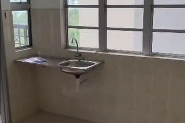 Saujana Aster, Precinct 11