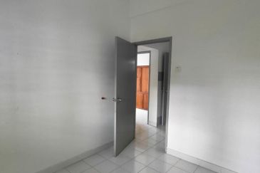 Saujana Aster, Precinct 11