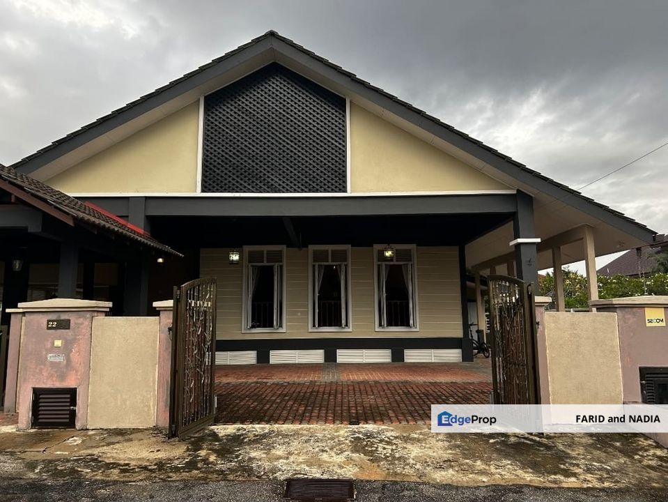 Nice Design of Bungalow, Taman Desa Utama, Sungai Merab, Kajang, Selangor, Selangor, Kajang