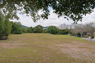 [ RUMAH CANTIK NEGO ] 2Tkt Banglo