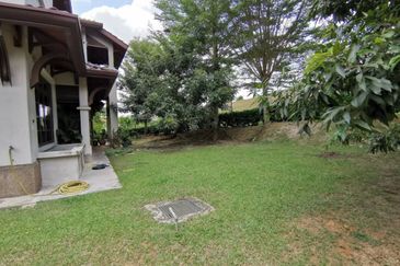 [ RUMAH CANTIK NEGO ] 2Tkt Banglo