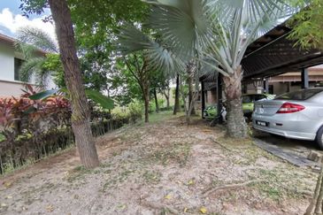 [ RUMAH CANTIK NEGO ] 2Tkt Banglo