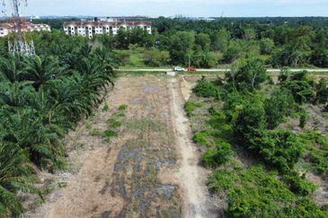 [ TANAH RATA | INFRA TERSEDIA ] 7 Lot Banglo 