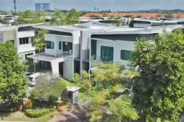 Lepironia Gardens, Setia Eco Glades