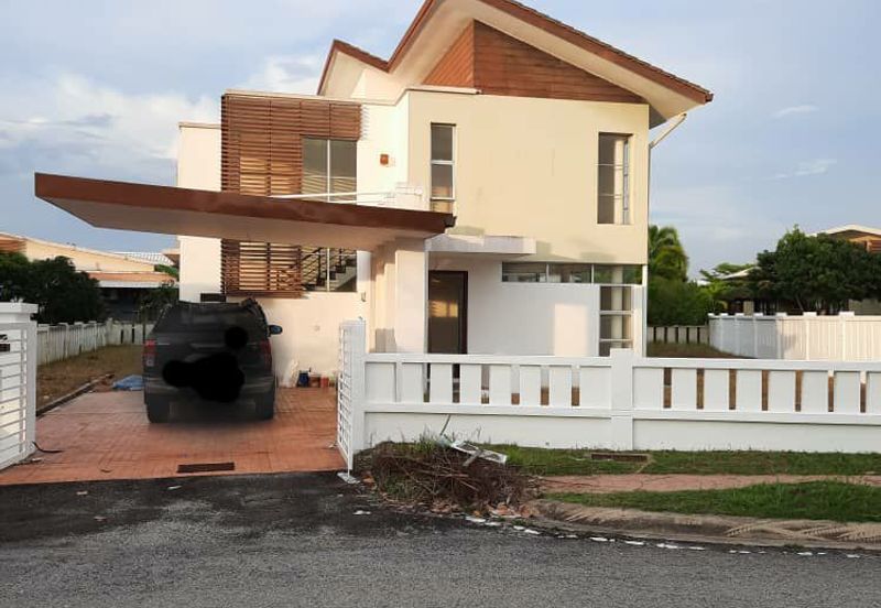 [ FREEHOLD ] 2Sty Bungalow Timur Enstek 