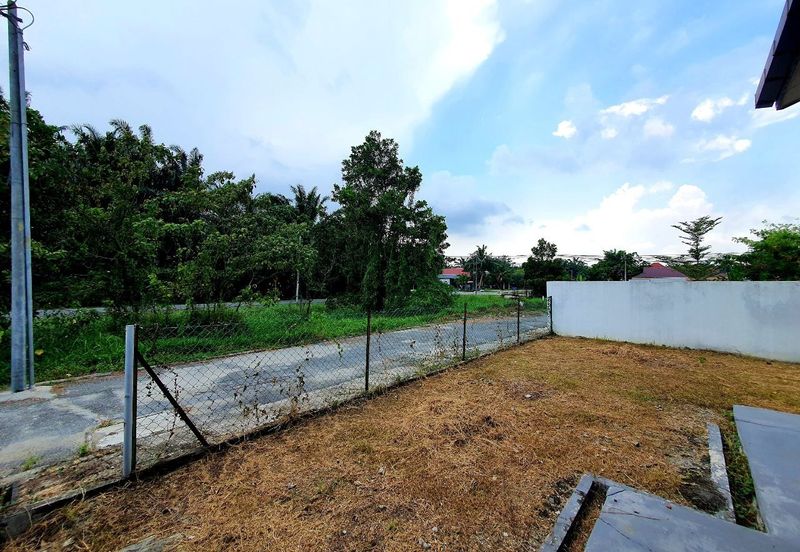 Jalan Teluk Panglima Garang 28/1