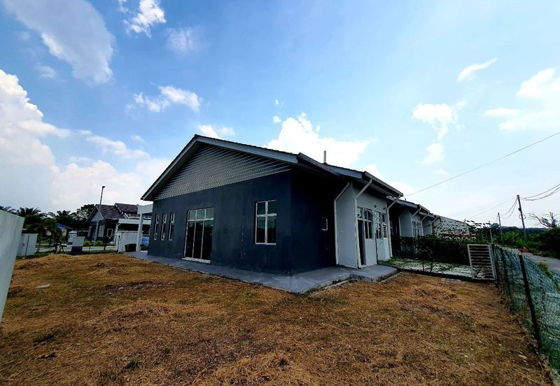 Jalan Teluk Panglima Garang 28/1