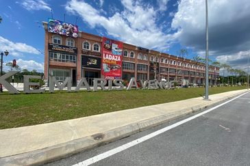 [ LIMITED UNIT BRAND NEW ] Shoplot facing mainroad at Rawang 