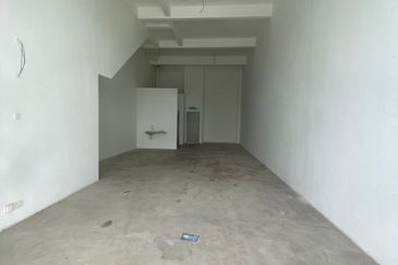 [ LIMITED UNIT BRAND NEW ] Shoplot facing mainroad at Rawang 