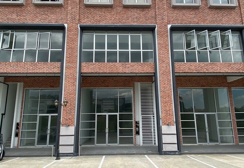 [ LIMITED UNIT BRAND NEW ] Shoplot facing mainroad at Rawang 