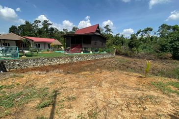 Persiaran Desa Pinggiran Putra 