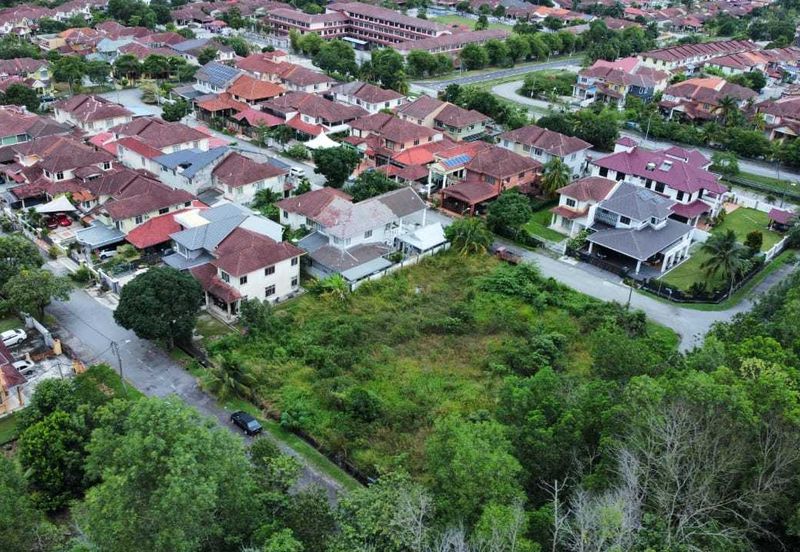 Taman Seroja, Bandar Baru Salak Tinggi