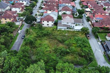 Taman Seroja, Bandar Baru Salak Tinggi
