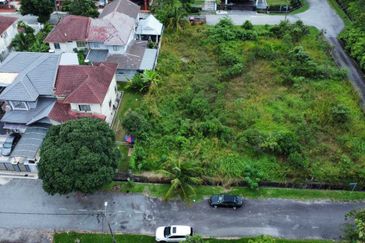 Taman Seroja, Bandar Baru Salak Tinggi