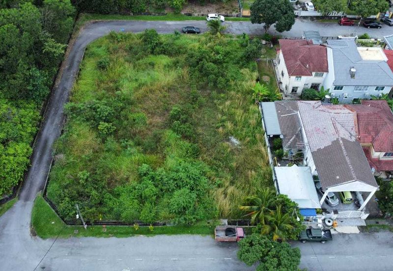 Taman Seroja, Bandar Baru Salak Tinggi