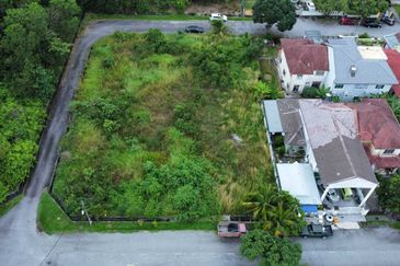 Taman Seroja, Bandar Baru Salak Tinggi