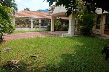 Bandar Tun Hussein Onn