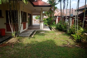 Bandar Tun Hussein Onn