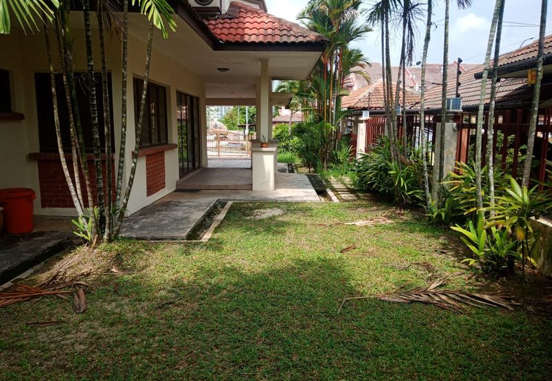 Bandar Tun Hussein Onn