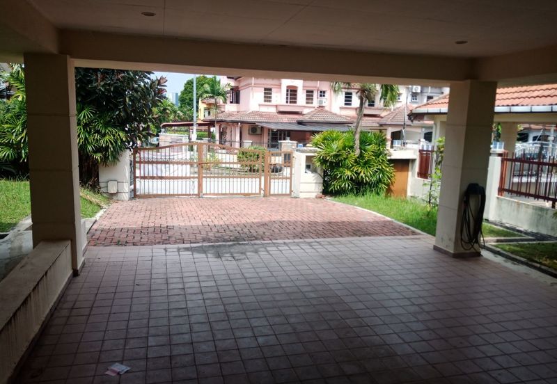 Bandar Tun Hussein Onn