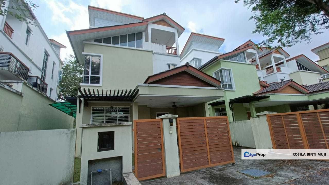 [ BANGLO BESAR + HOT AREA ] di Seksyen 4 Shah Alam for Sale RM2