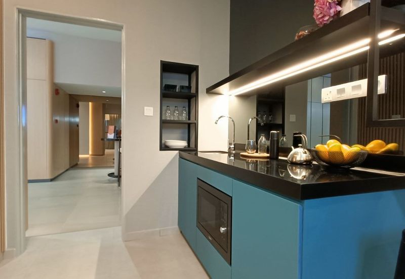 [ WALKING DISTANCE TO LRT STATION ] New Condo at Damansara