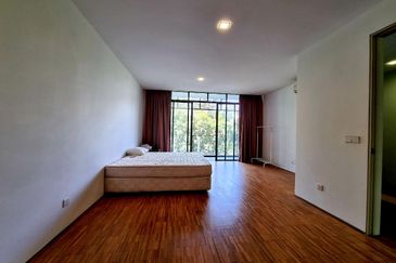 Mirage By The Lake @ Perdana Lakeview West