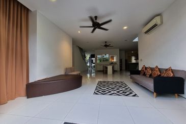 Mirage By The Lake @ Perdana Lakeview West