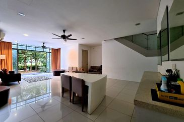 Mirage By The Lake @ Perdana Lakeview West