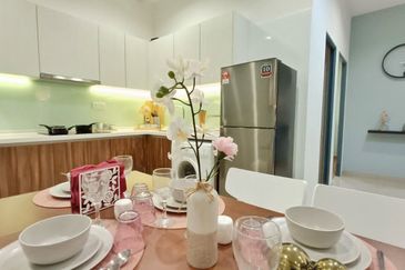 [ FULL LOAN & FREEHOLD ] Final Release Golf View Services Apartment at Plaza @ Kelana Jaya Residences    