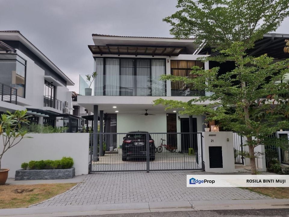 [ FREEHOLD RENO HOUSE ] 2Sty SemiD at Taman Jenderam Harmoni Dengkil , Selangor, Dengkil