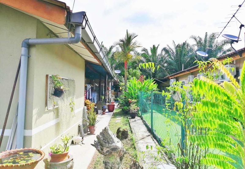 Taman Dato Hormat, Telok Panglima Garang