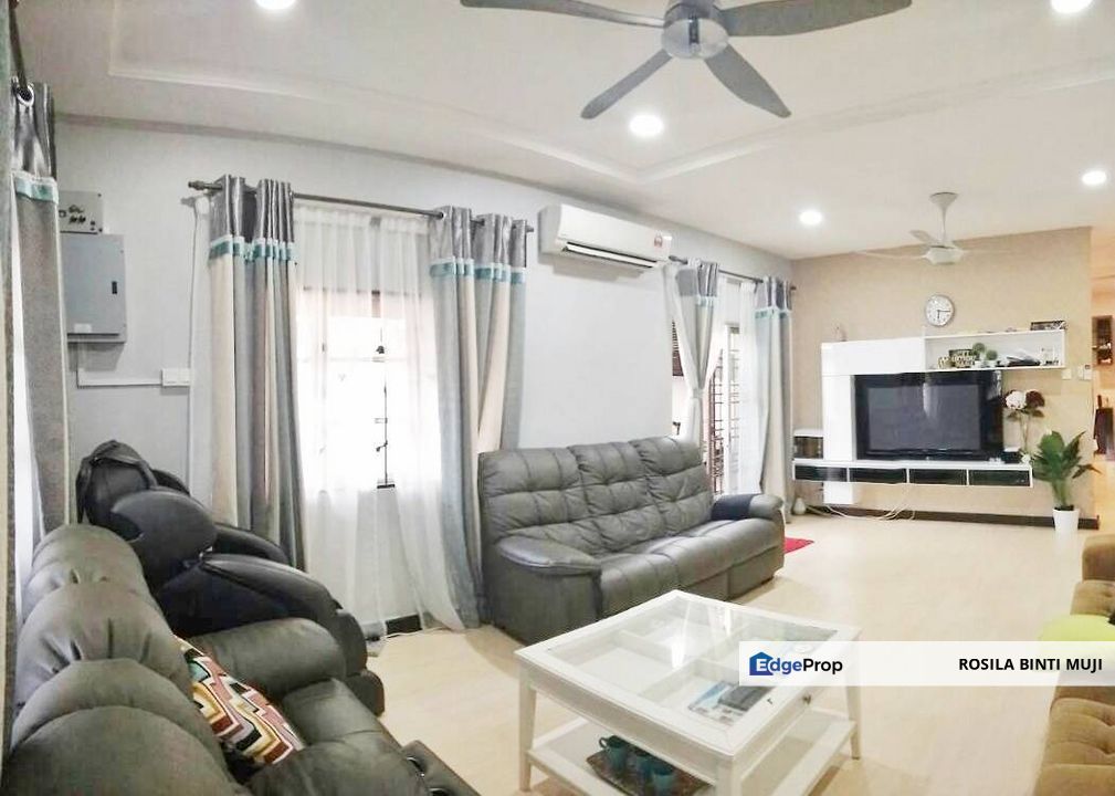 [ FULLY RENO ] Semi D di Taman Ixora Bandar Baru Salak Tinggi Sepang , Selangor, Sepang