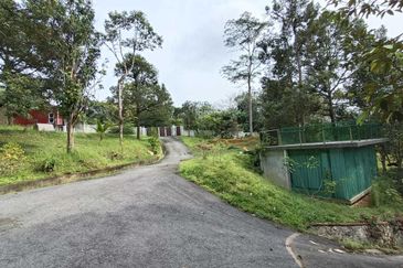 [ TANAH RESORT CANTIK ] di Ulu Klawang Jelebu