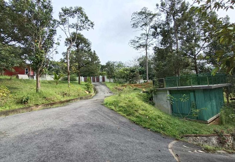 [ TANAH RESORT CANTIK ] di Ulu Klawang Jelebu