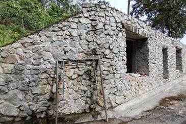 [ TANAH RESORT CANTIK ] di Ulu Klawang Jelebu