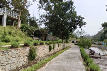 [ TANAH RESORT CANTIK ] di Ulu Klawang Jelebu